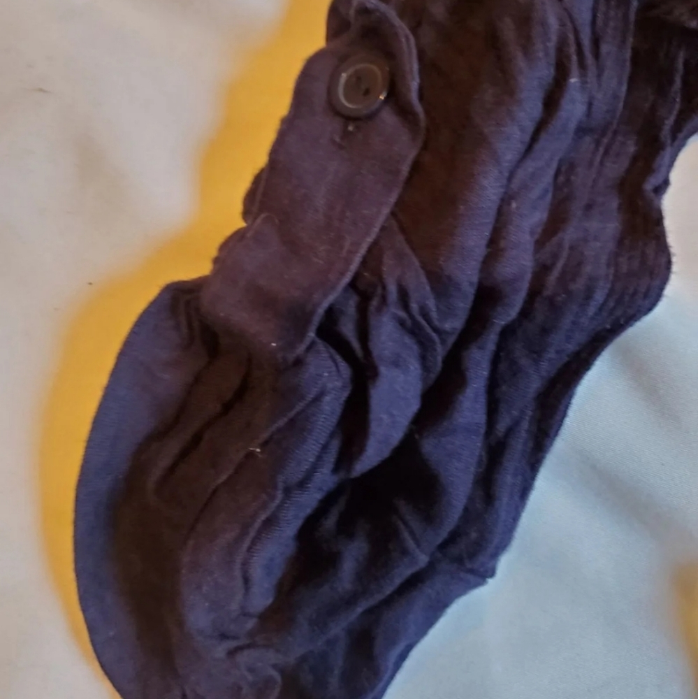 Large soft flowy button up - Picture 3 of 4